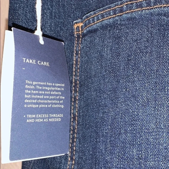 Universal Thread Mid-Rise Boyfriend Jeans Dark - Picture 11 of 13